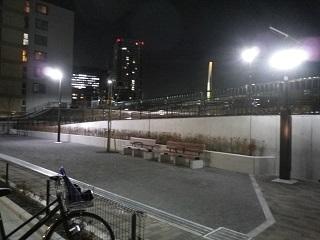 1612_湊公園夜0.JPG