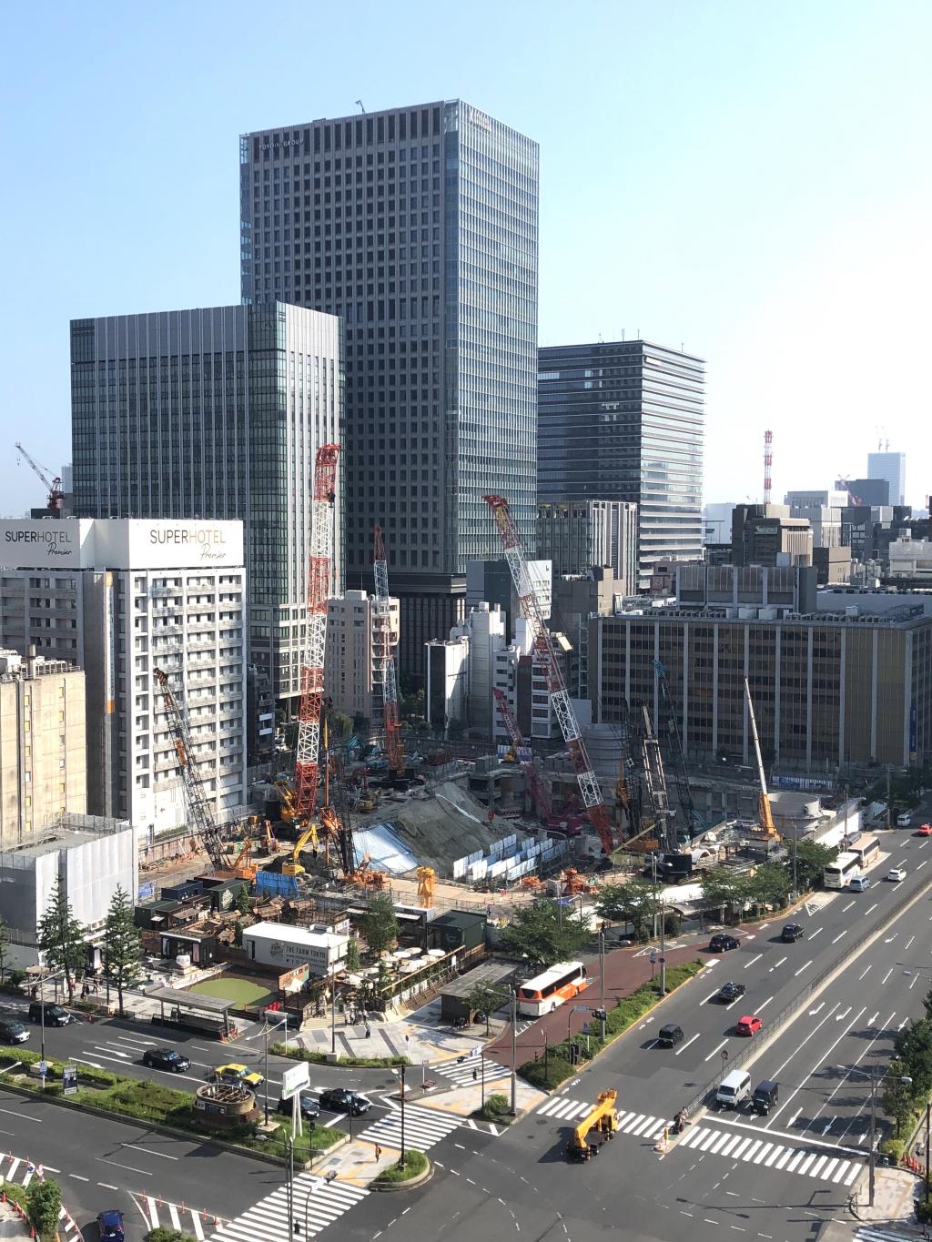  工事が進む東京駅前
（八重洲二丁目北地区第一種市街地再開発事業）