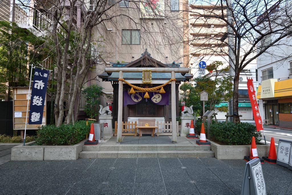 Chanoki Shrine - Hoteison Have a short trip visiting Seven Lucky Gods in Nihonbashi!