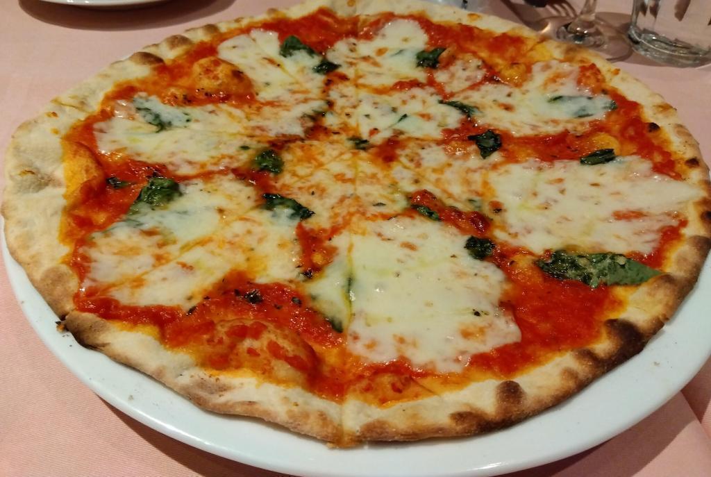 パスタ　or Pizza ?
 La Terrazza SABATINI, Tokyo Midtown Yaesu イタリアの美食