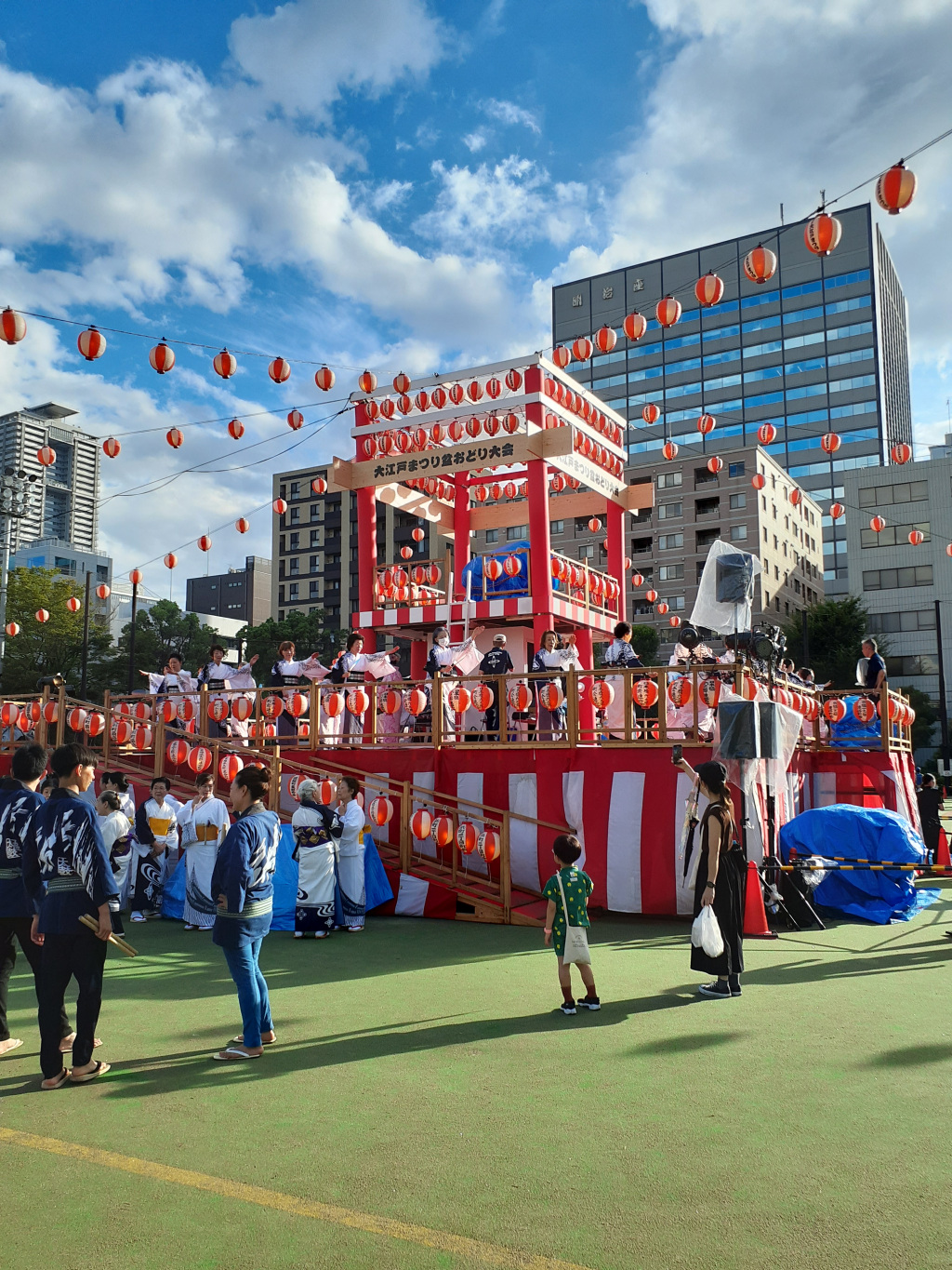Oedo Bon-dance Festival was held
