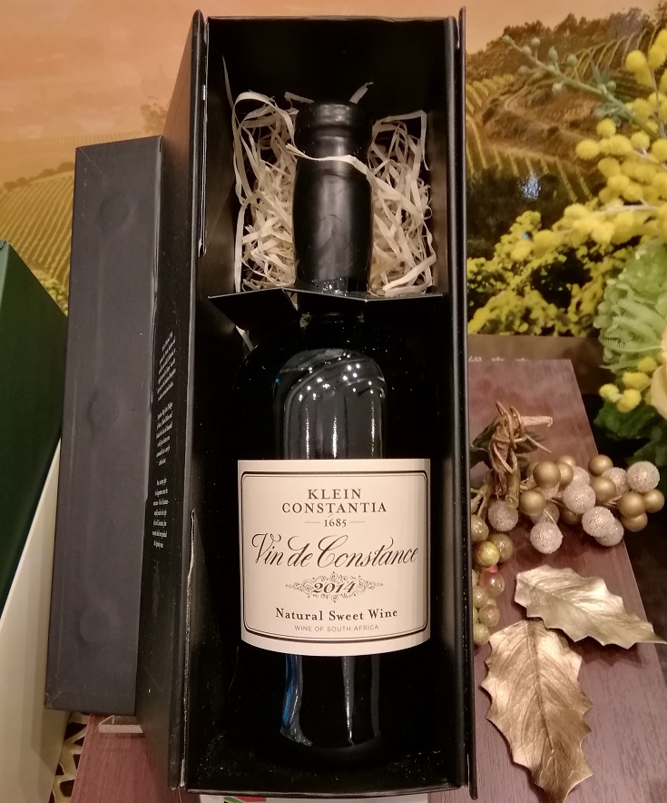 南アフリカワイン
ヴァン　ド　コンスタンス　２０１４
Vin  de  Constance  2014 旬のフルーツ、ひとつ上の豊かさ　　
　～　千疋屋総本店　～