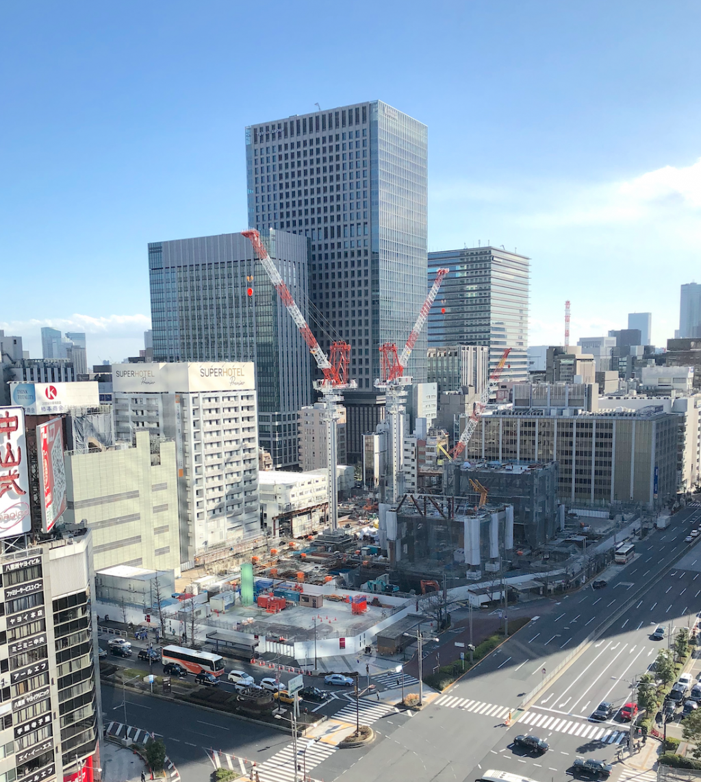  工事が進む東京駅前
（八重洲二丁目北地区第一種市街地再開発事業）
