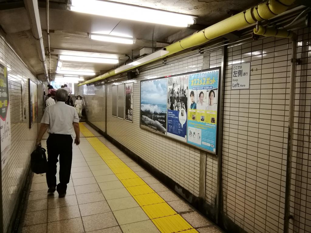  人形町駅から行ける、静かな佇まいの神社　⑱
　～　銀杏八幡宮　～