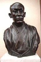 五世　尾上菊五郎像　1936昭和11年　朝倉文夫制作 彫刻家　朝倉文夫と歌舞伎役者胸像との興味ある話を発見！