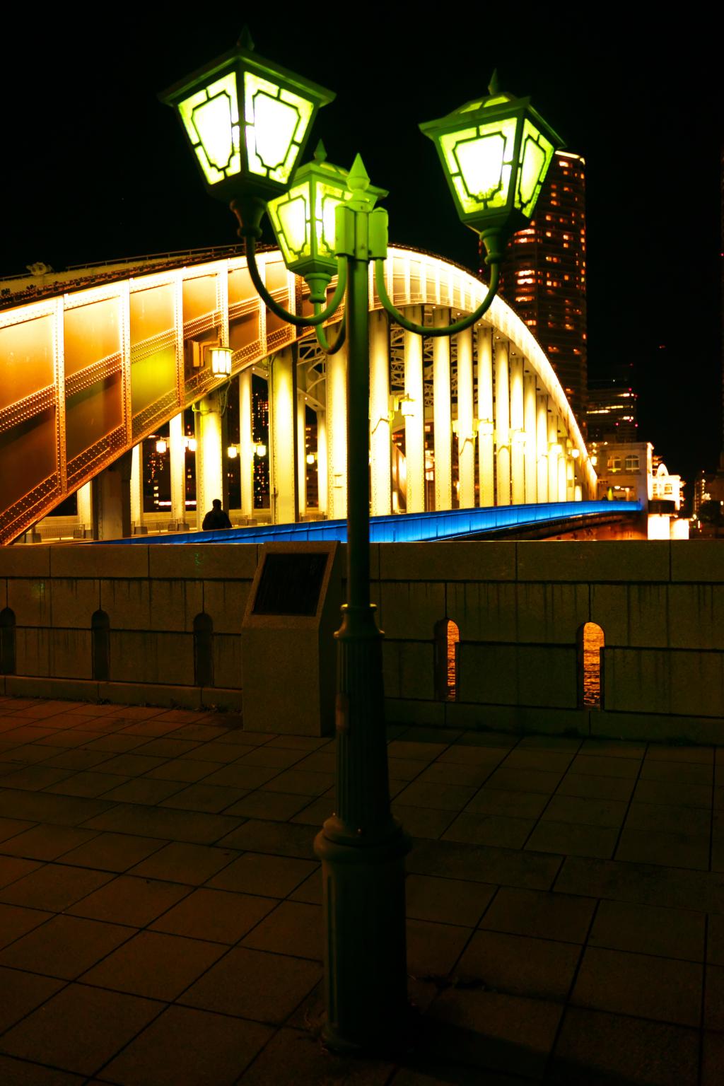  築地大橋の夕景と勝鬨橋