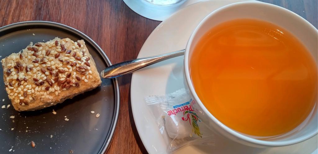 紅茶はSPRING DARJEELING ホテルグランバッハ東京銀座 Weekday Lunch　お勧めです