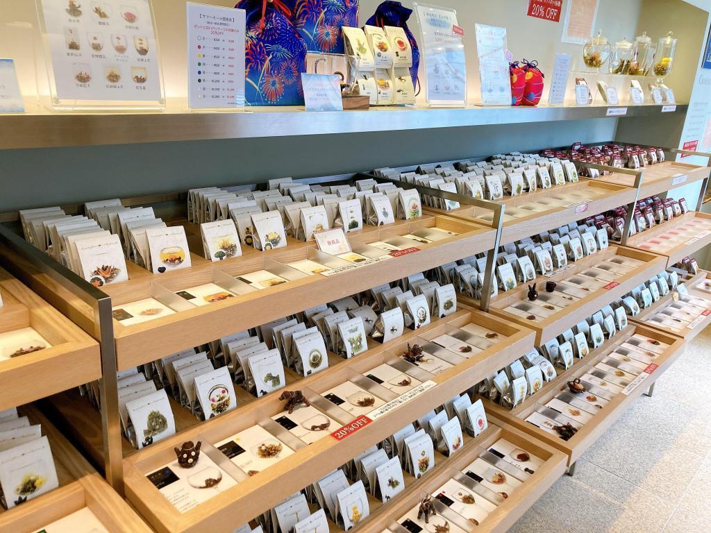 日本でも珍しい工芸茶の専門店 知られざる工芸茶の世界へ「銀座CROESUS」