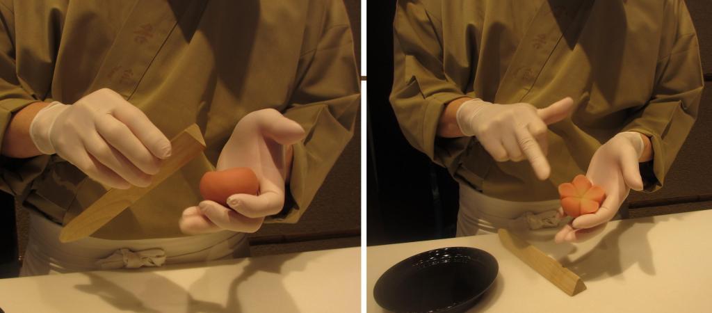  日本橋で登録無形文化財を食べる
生菓子実演が見れる、食せる