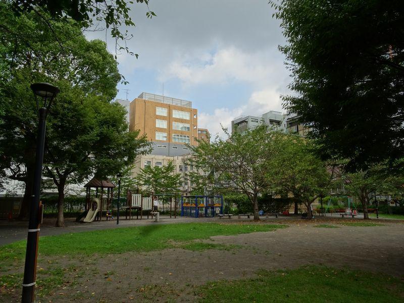復興小公園のいま 関東大震災から100年 ― 復興小公園をたずねる