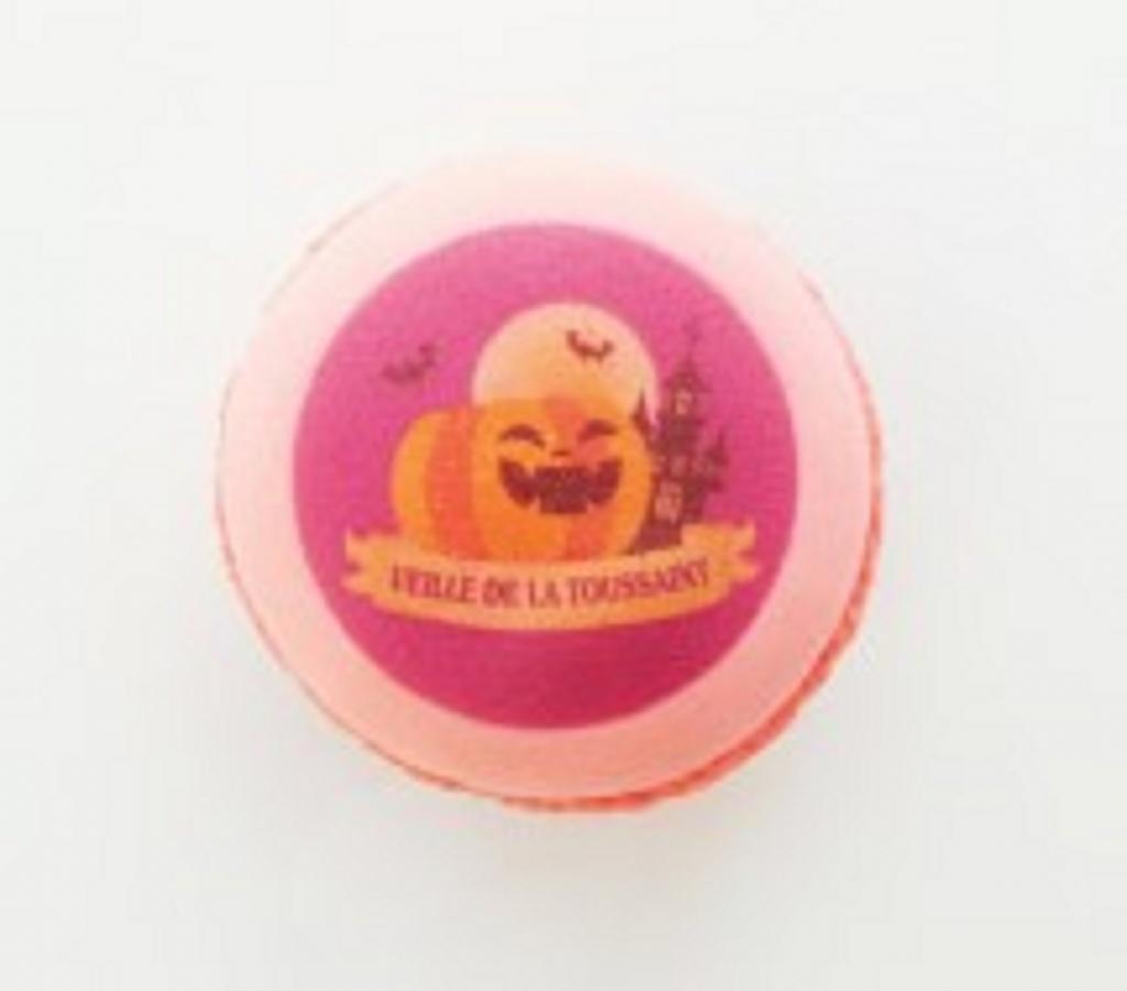 ハロウィンマカロン　（かぼちゃデザイン）
２６０円 HAPPY  HALLOWEEN　ホームパーティーや贈り物に
　　～　ブールミッシュ　銀座本店　～