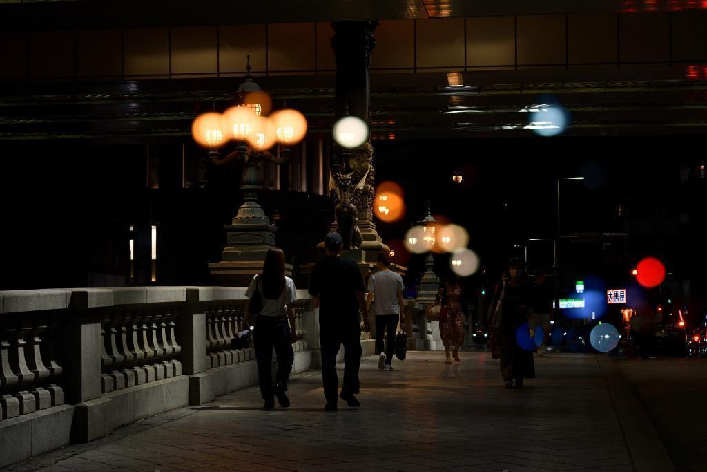  The Beautiful Nightscape of Nihonbashi