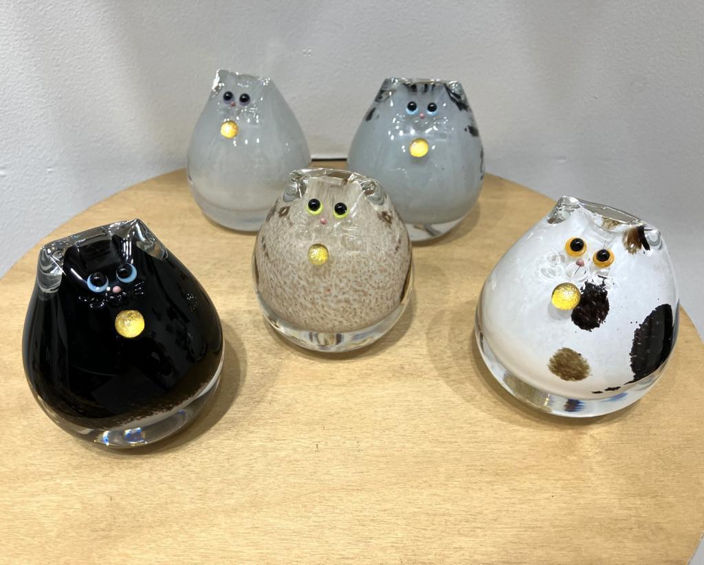 ねこたま
１個９,３５０円 Choco  melt  !
　森比呂美ガラス展
　　～　日本橋木屋本店 izutuki　～