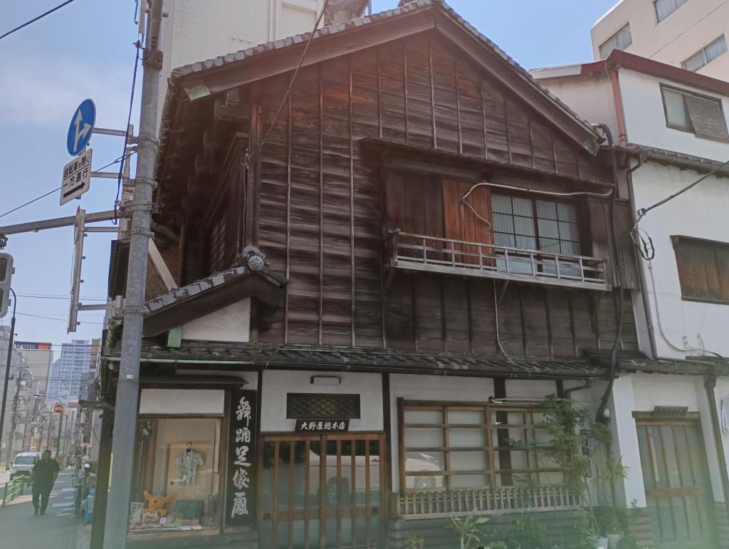 　　　　　　　　　　　　　　大野屋總本店 日本橋コレド2TOHOシネマズ日本橋『国宝』
を鑑賞して、日本橋の旦那衆と歌舞伎座出演
との江戸時代からのつながりに感銘！
