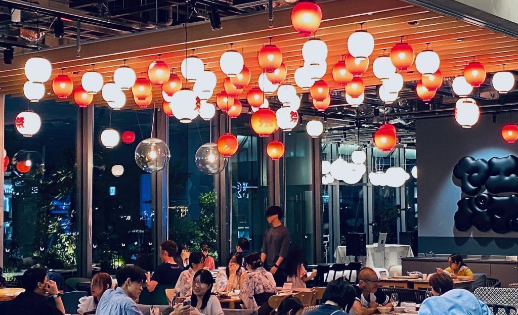  八重洲でライブと花火とエトセトラ
大人の夕涼みイベントが今週末（9/7）まで実施中