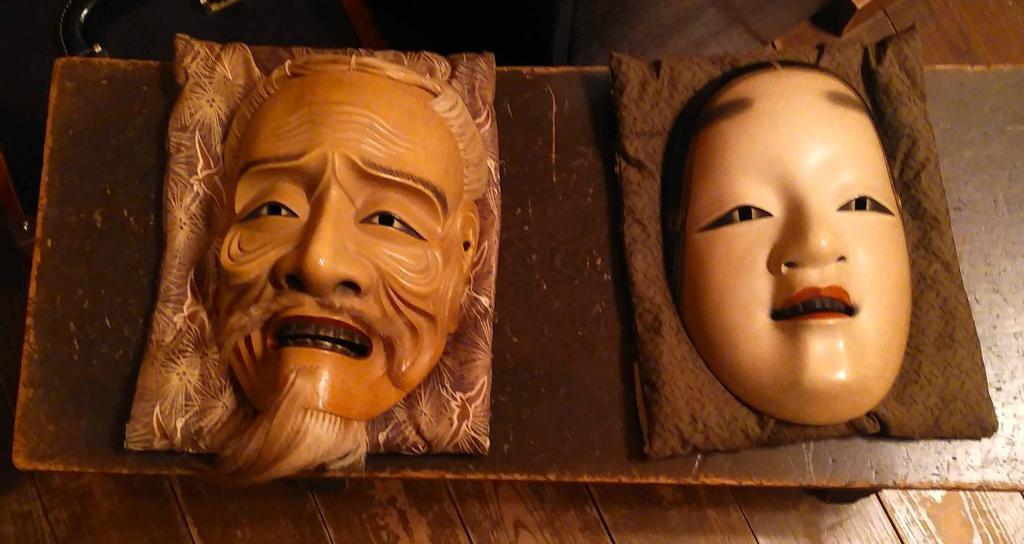  ほんとうに、成り立つんですか。お能。