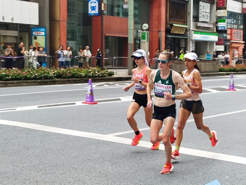 ⑧佐藤選手も戻ってきました ～「東京2025世界陸上」が中央区に来たよ（東京開催は34年ぶり）～
女子マラソン日本代表選手、感動をありがとう！