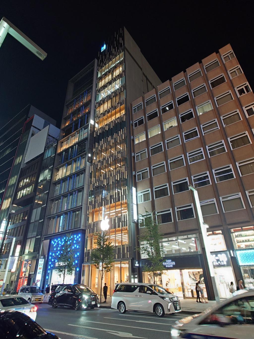 日本初の高層木造ハイブリッド商業施設「HULIC &New GINZA 8」 Apple銀座が銀座3丁目に帰って来ます！
(銀座8丁目の店舗を見れるのは9月22日まで！)