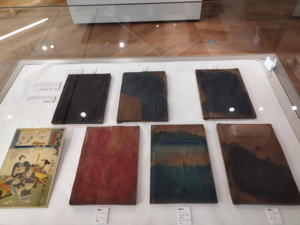  「中央区とのご縁：べらぼう〜蔦重栄華乃夢噺〜㉕」
秋の中央区はイベント盛りだくさん！
【江戸の出版文化と日本橋　―蔦屋重三郎とその周辺―】　9月25日(木)～11月9日(日)  特別展開催中　（本の森ちゅうおう）（入場無料）