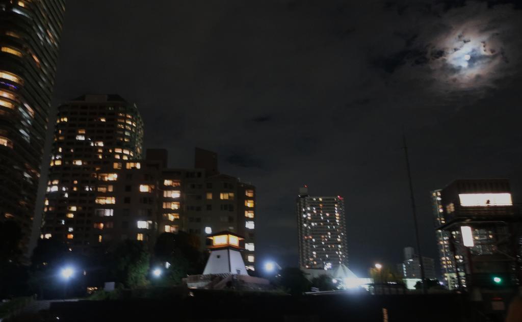 月と街の灯り TABINA主催「お月見クルーズ」乗船報告
