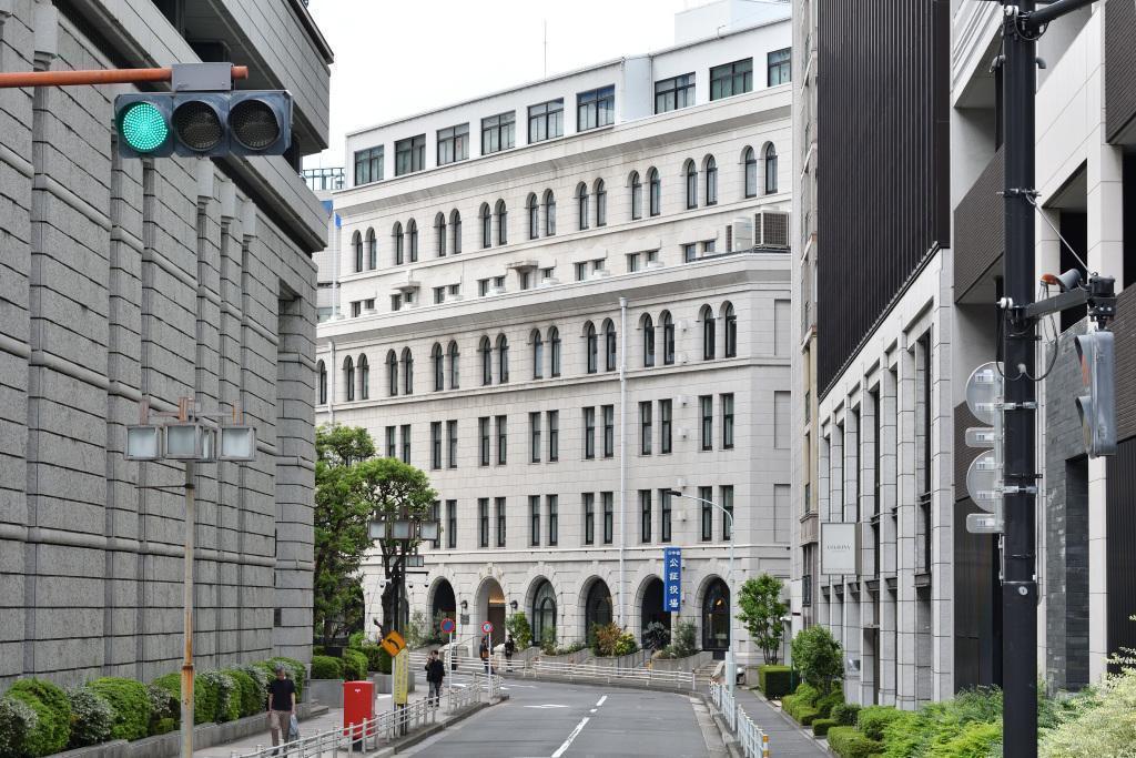  Walking Through Nihonbashi Kabuto-cho — Following in the Footsteps of Eiichi Shibusawa