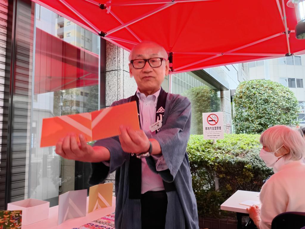  2025べったら市での江戸体験イベント
『小津和紙のからくり屏風作り』
主催　蔦重勉強会・大伝馬町二之部町会