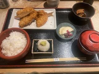 ランチタイムメニューはこれ一択
  京ばし松輪（きょうばしまつわ）
2025年11月【店舗移転】のお知らせ