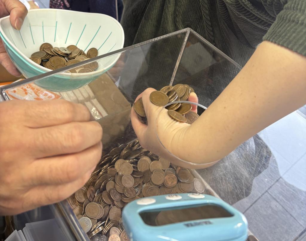 そして、2回目の挑戦 人形町商店街で、人生初の現金つかみ取りに挑戦‼️