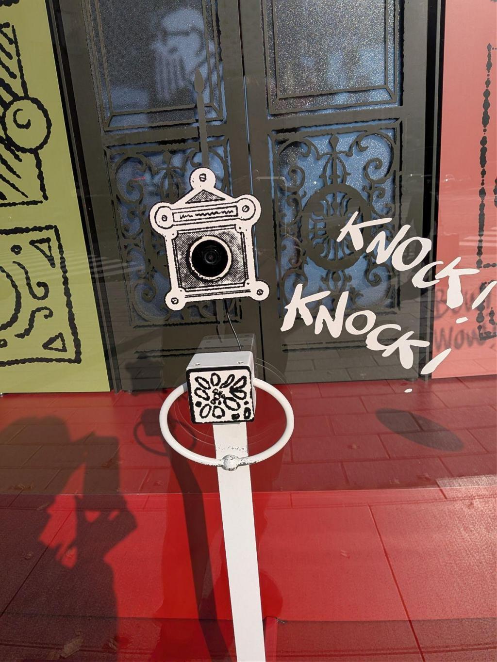 今年は　”Ｋｎｏｃｋ！　Ｋｎｏｃｋ！”
 毎年のことですが今年はチョット違う