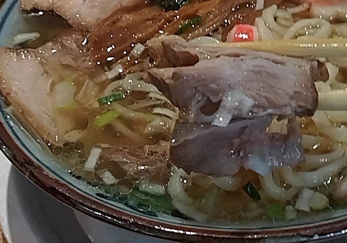  ＜ミシュラン ビブグルマン ４年連続掲載！＞　
銀座＆新橋【はるちゃんラーメン】