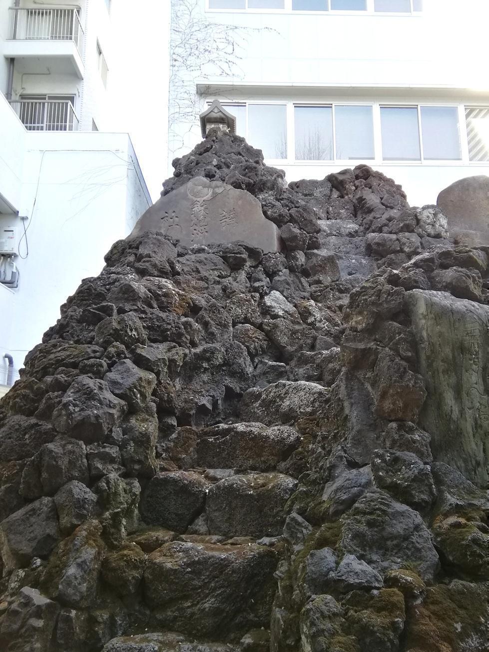  富士塚と鷹狩り場
　　～　鐵砲洲稲荷神社・浜離宮恩賜庭園・杵築大社（武蔵野市）　～