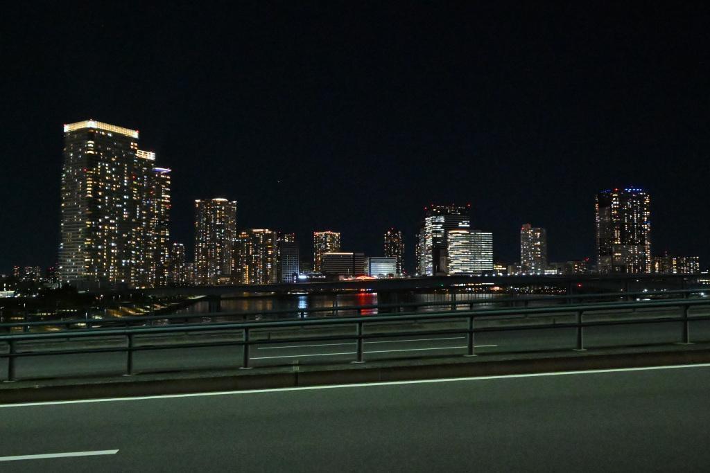  An Evening Walk Along Chuo Ward’s Waterfront