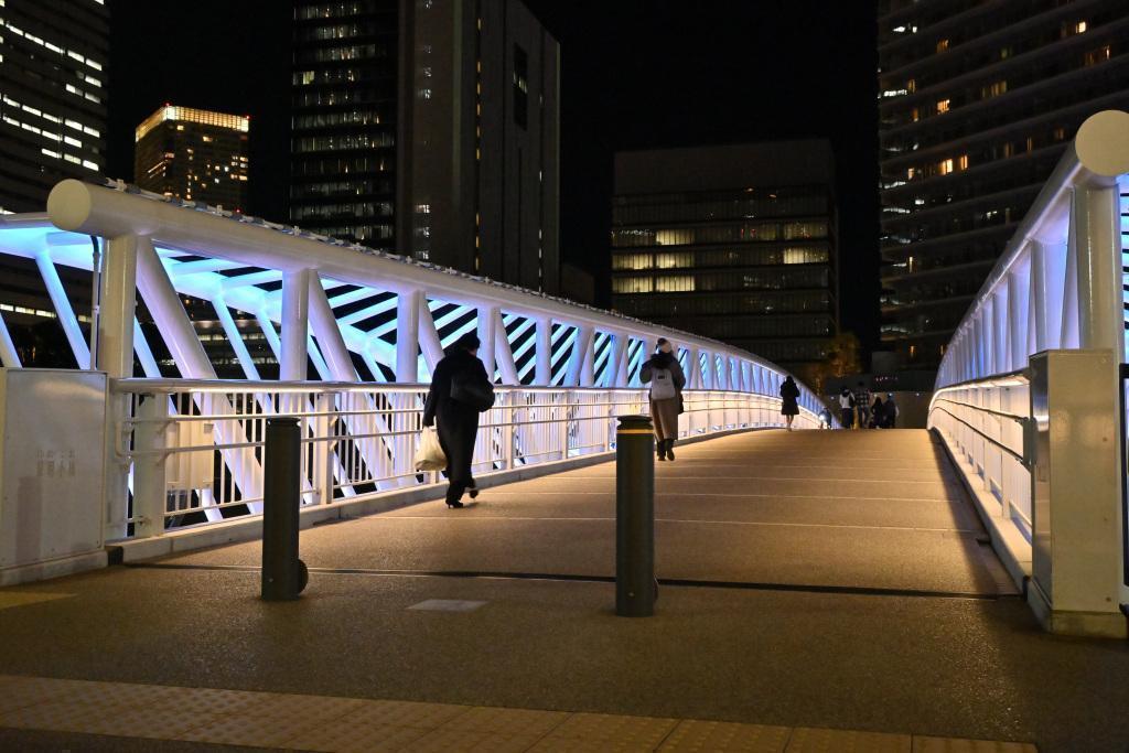  An Evening Walk Along Chuo Ward’s Waterfront
