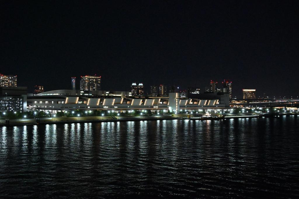  An Evening Walk Along Chuo Ward’s Waterfront