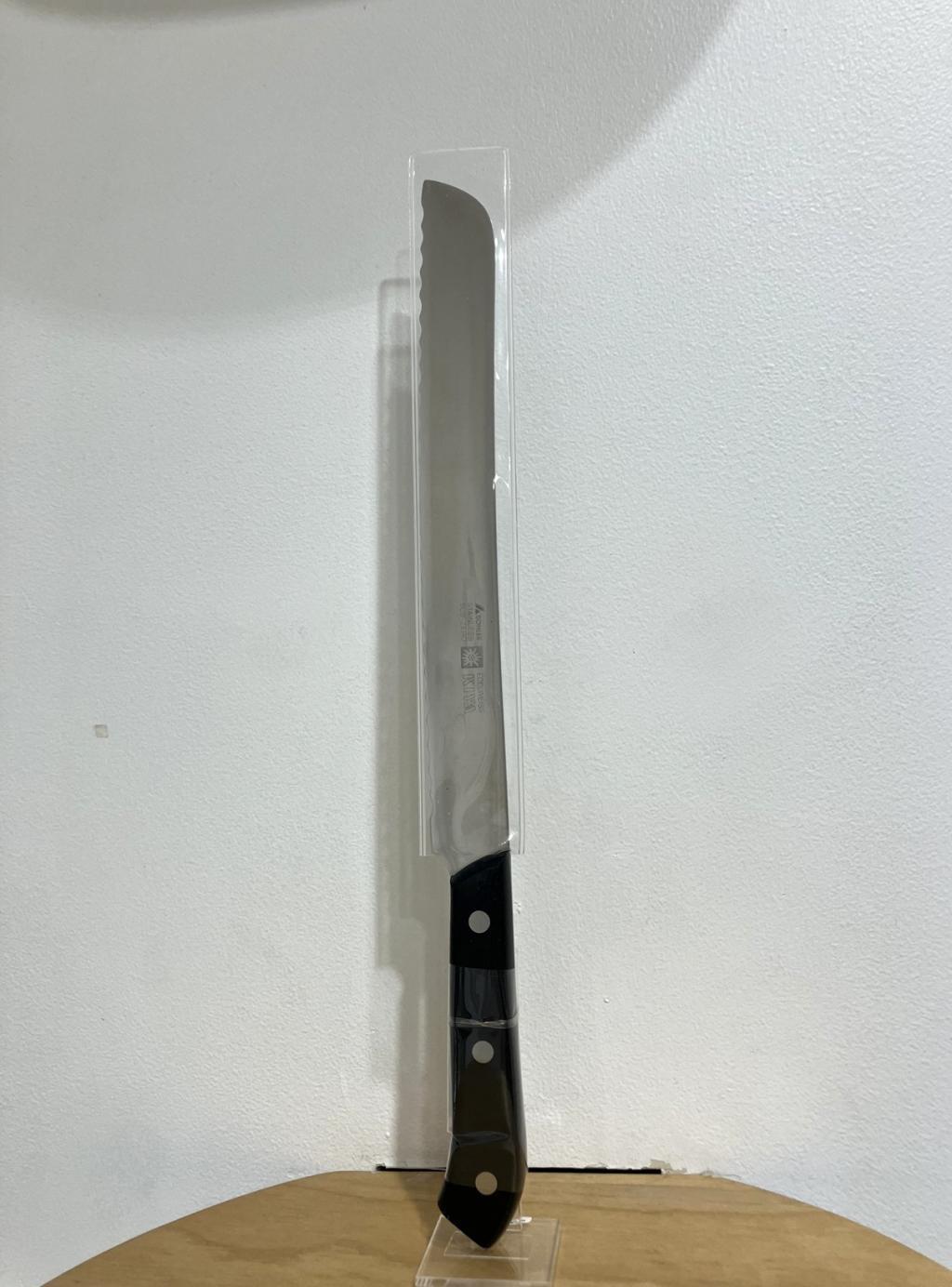 エーデルワイス＃１８０パン切
１１,０００円 刃物の木屋　２３４周年　庖丁展
　　～　日本橋木屋本店 izutuki　～