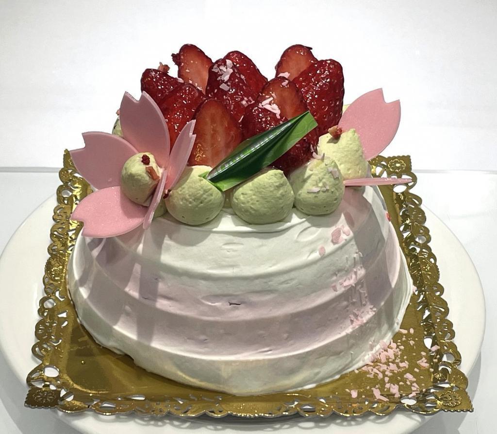 季節のアントルメ
さくら咲くチェリームース
３,６７２円 White Day Gift
　ブールミッシュさんのホワイトデーギフト
　　～　ブールミッシュ　銀座本店　～