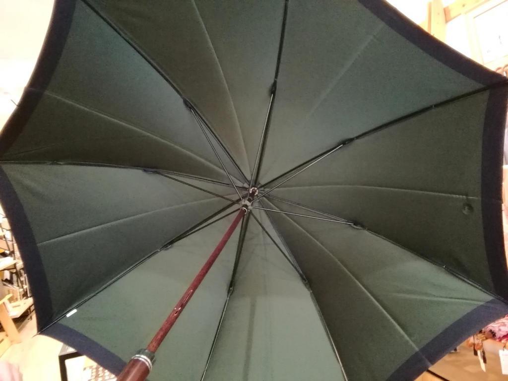  手しごとの傘、いかが？　①
　～　小宮商店　～