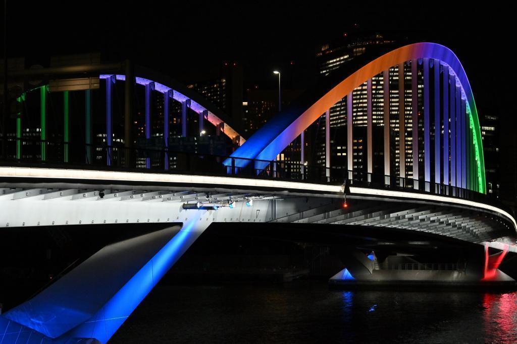  Bridges over the Sumida River Lit in Olympic Colors