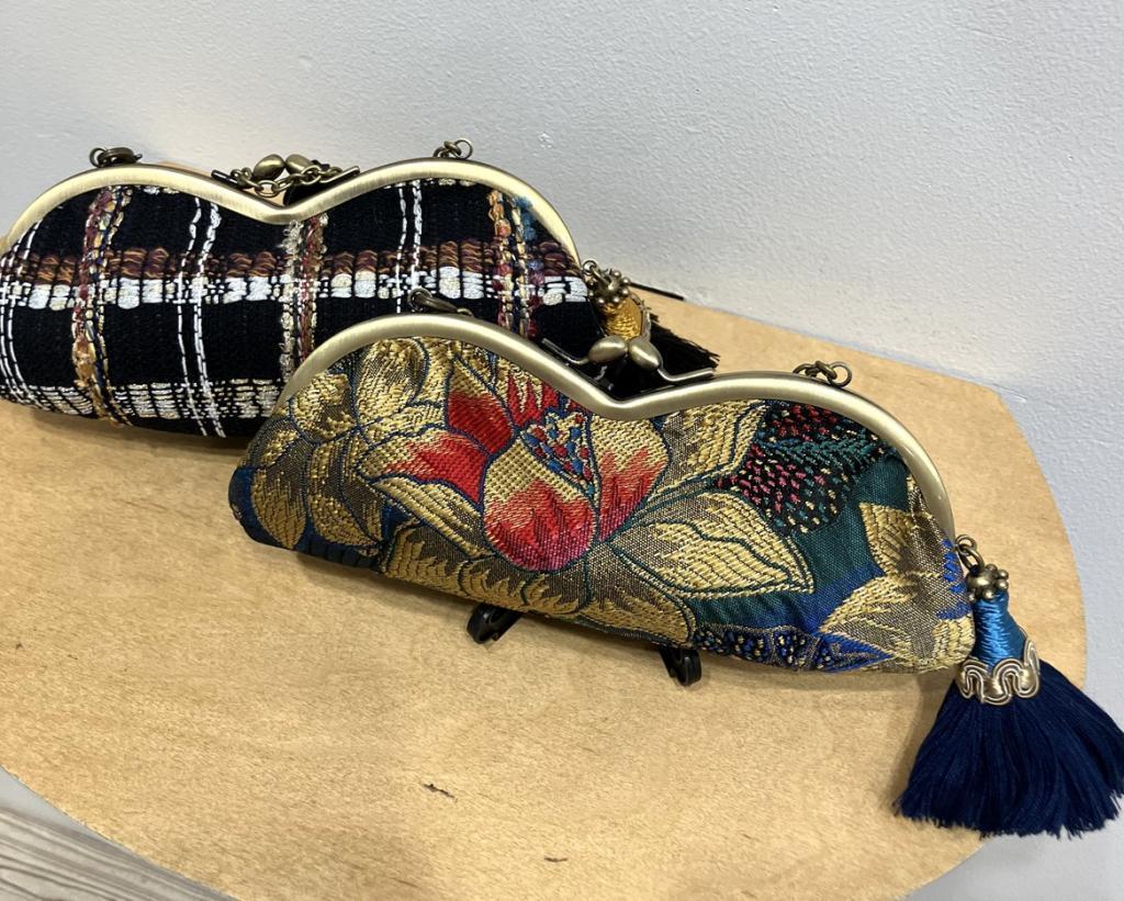 ダリ　（Dali）
２５,３００円 春薫る　L'odeur de kyoto　展
　　～　日本橋木屋本店 izutuki　～