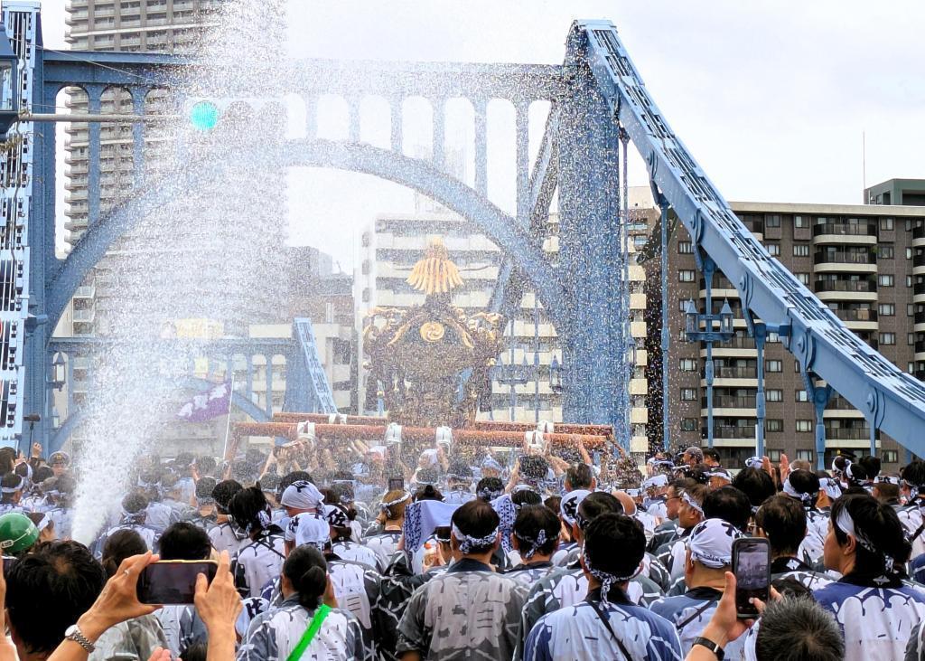 水掛け祭り