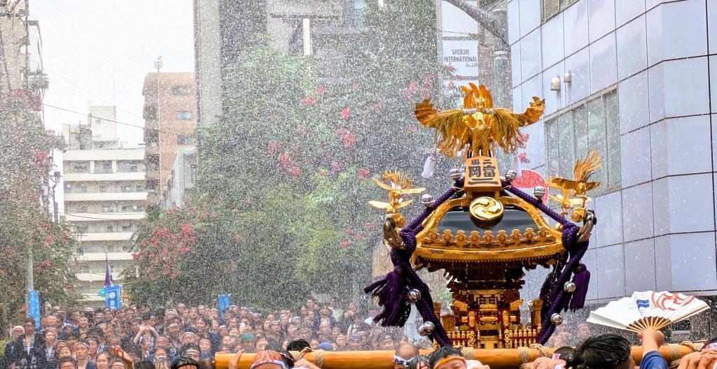  水掛け祭り