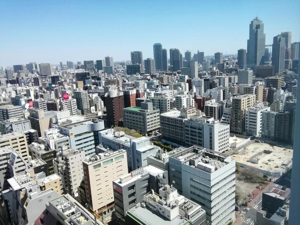 Looking up at high-rise building
　ー　高層ビルを見上げる　ー　④
　　～　歌舞伎座タワー　～