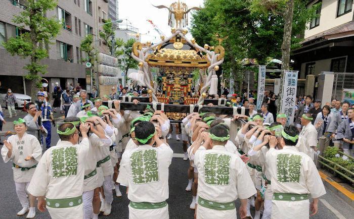鐵砲洲稲荷神社 例大祭 2026年 ＜鐵砲洲稲荷神社 例大祭＞（５月２日(土)～５日(火)）　
～都内で最初に行われる夏祭！ 「江戸の粋」と「伝統文化」をご堪能ください～