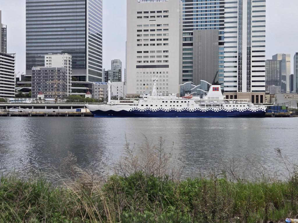  豊海水産埠頭の船たち
