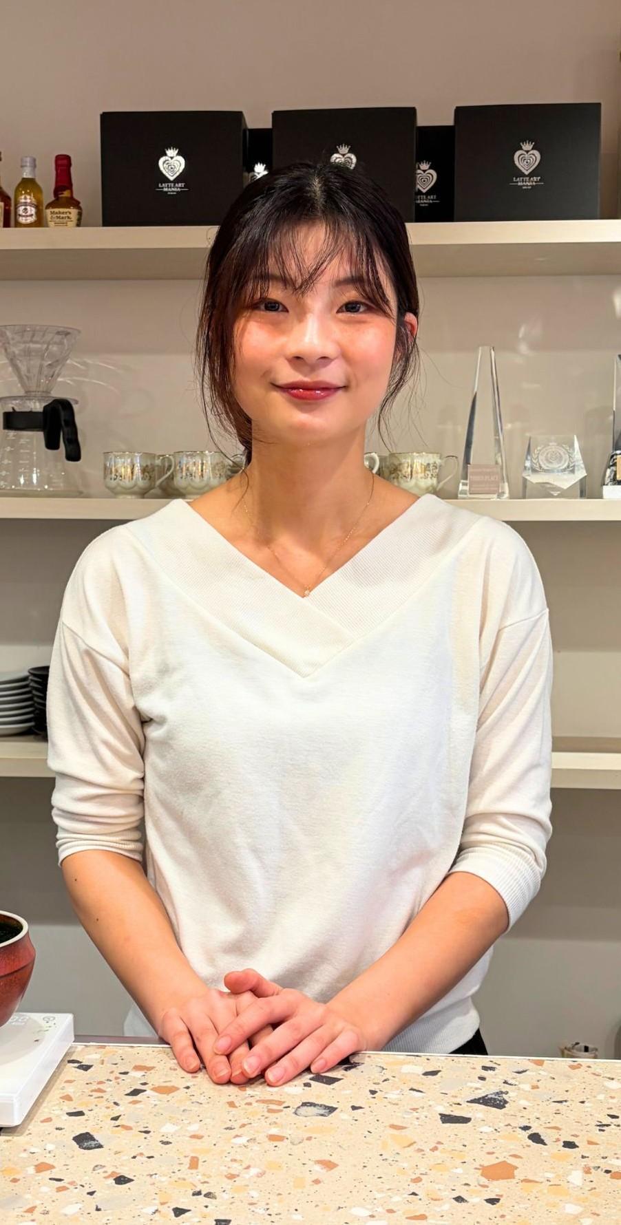  カフェ激戦区の東銀座で
「飲める芸術」ラテアートをゆったり楽しむ