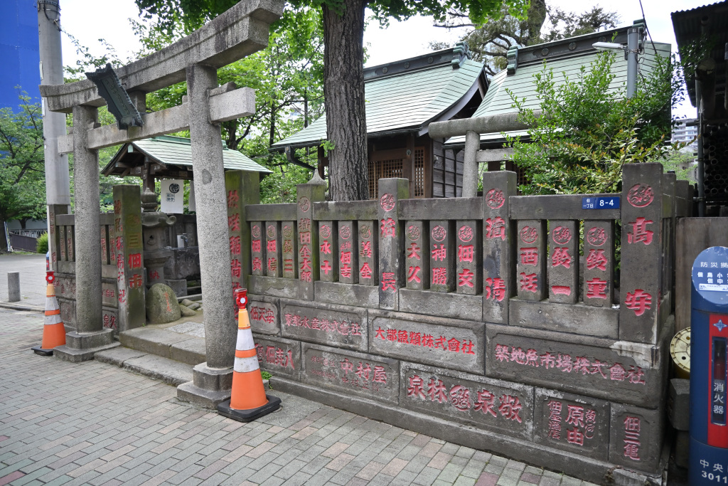 Tsukuda Namiyoke Inari Shrine Tsukuda — Echoes of Edo in a Corner of Tokyo