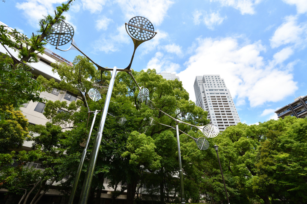 astral time — Akatsuki Park The Sculptor of the Wind: Susumu Shingu's Works in Chuo Ward