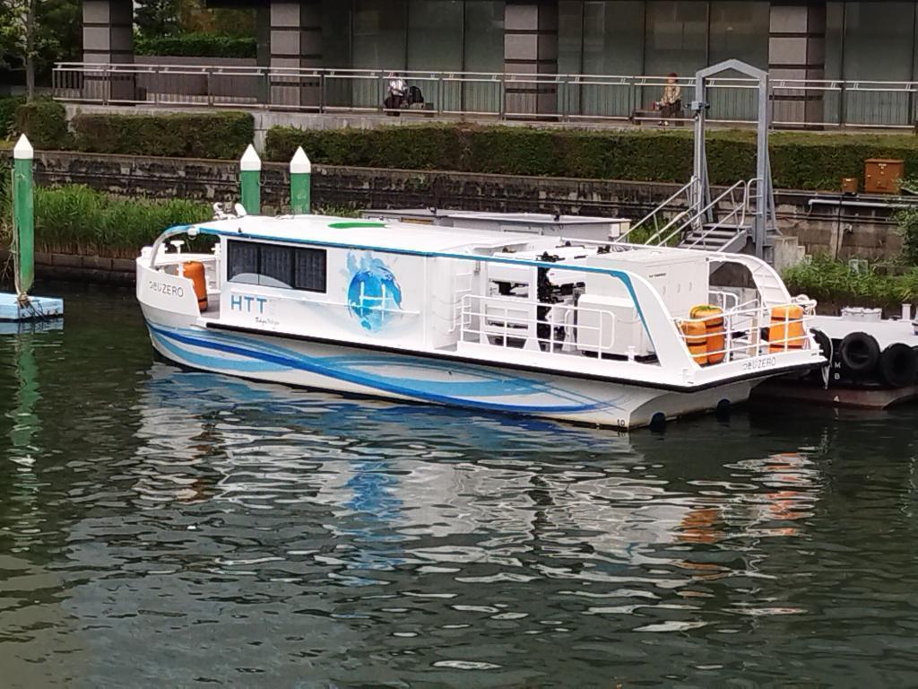  東京都による官公庁初の水素燃料電池船「つきじZERO」in 中央区