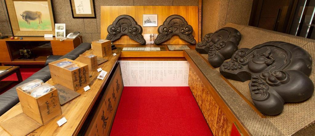  【中央区をもっと知ろう！】　中央区まちかど展示館主催のイベント　
＜夏休み親子体験バスツアー（8/5、8/7）＞　
＜夏休みスタンプラリー＆クイズ（7/1～8/31）＞
