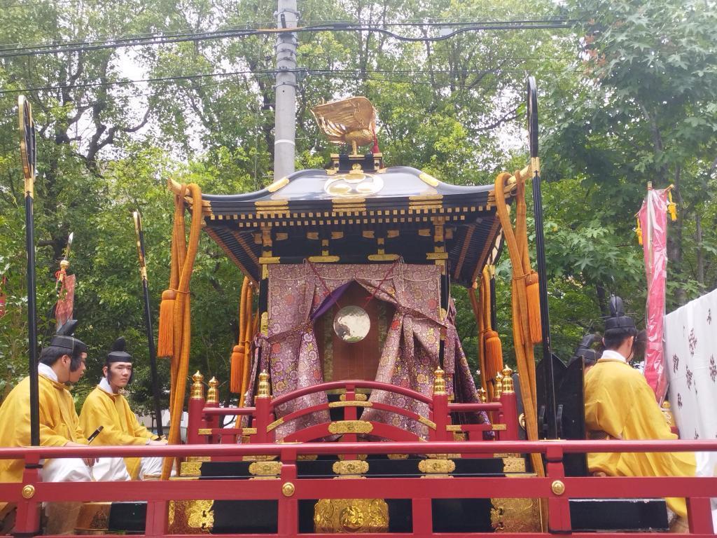  2026年最新版　～富岡八幡宮例大祭（深川八幡祭り、水かけ祭り）の風景～　
＆　富岡八幡宮（江東区）のお祭りがなぜ中央区に？
